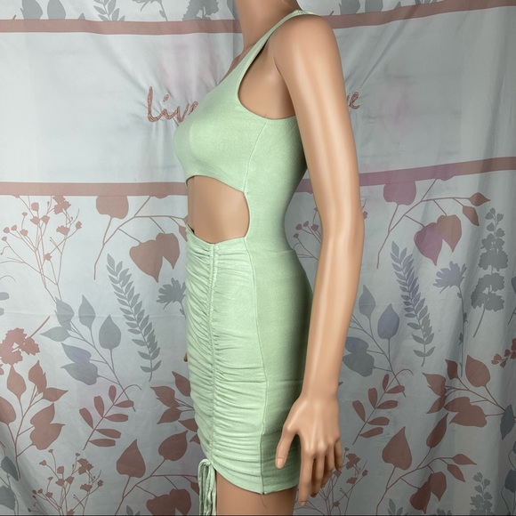 Lime/Pistachio Slinky Ruched Cut Out Bodycon Dress Small - Picture 3 of 7